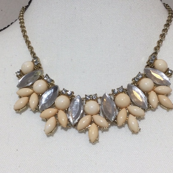 Faux Pearl and Rhinestone Statement Necklace - Picture 3 of 10